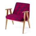 Vintage 366-Sessel mit pink-schwarzem Hahnentritt-Bezug und Holzarmlehnen, Frontalansicht