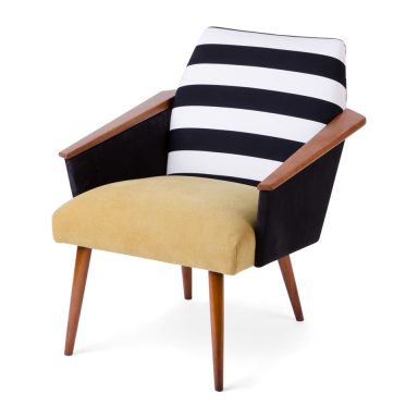 Ein renovierter Sessel aus den 60er Jahren, schwarz-weiß-gelb